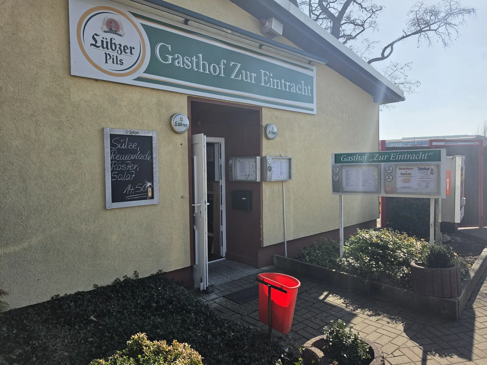 Eingang mit Speisekarte