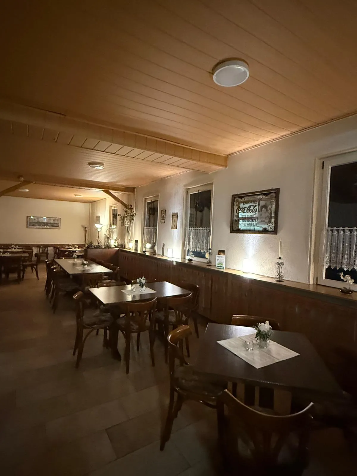 Gastraum Abendbeleuchtung